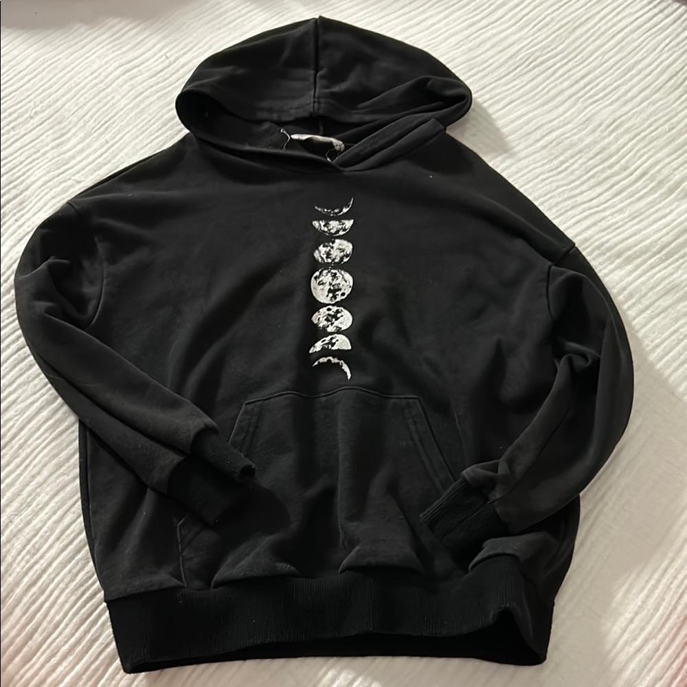 SHEIN Black Pullover Hoodie with Graphic Design
